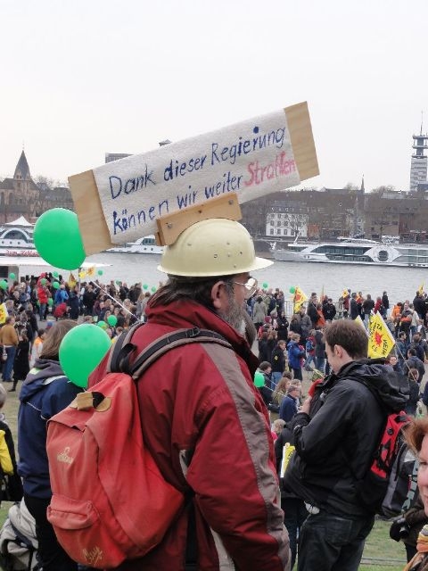 _nett_dank_regierung_strahlen