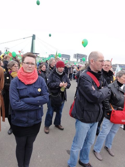_nett_stricken_auf_demo