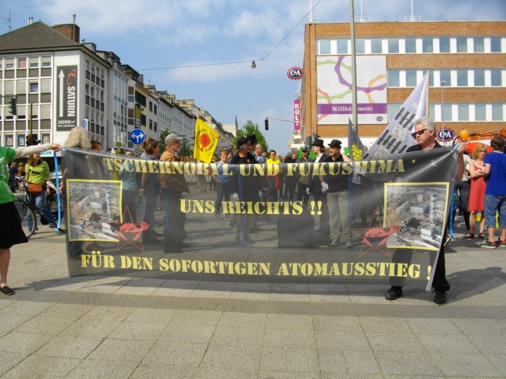 11-04-23-38-1