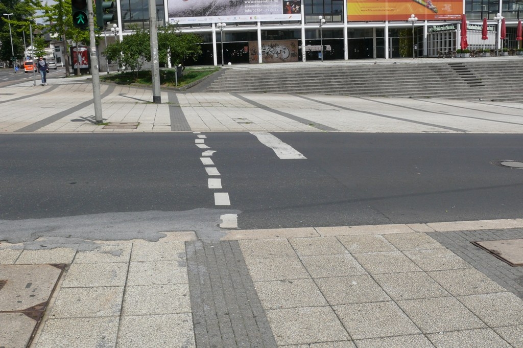 p1090206