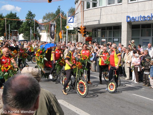 hw-blumenkorso-125.jpg