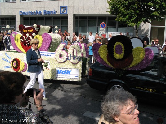 hw-blumenkorso-169.jpg