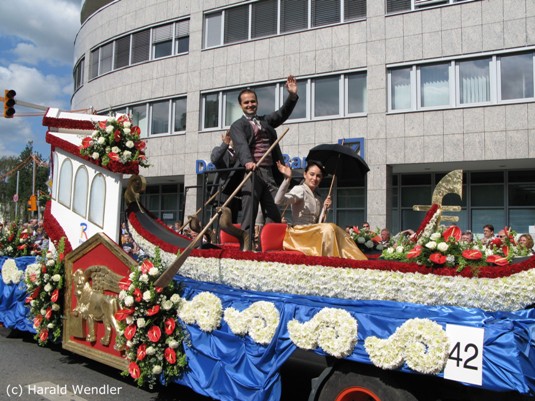 hw-blumenkorso-230.jpg