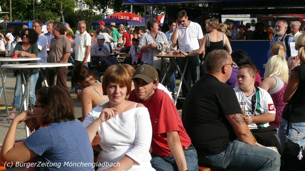 0-0137.jpg